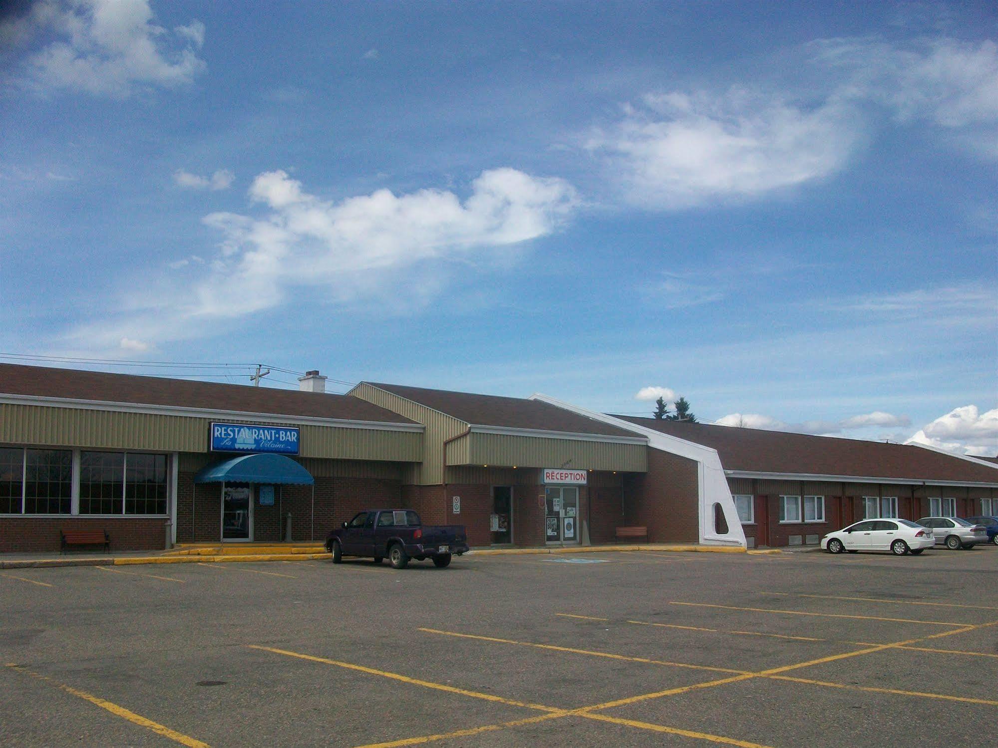 Motel Princesse Saguenay Ngoại thất bức ảnh